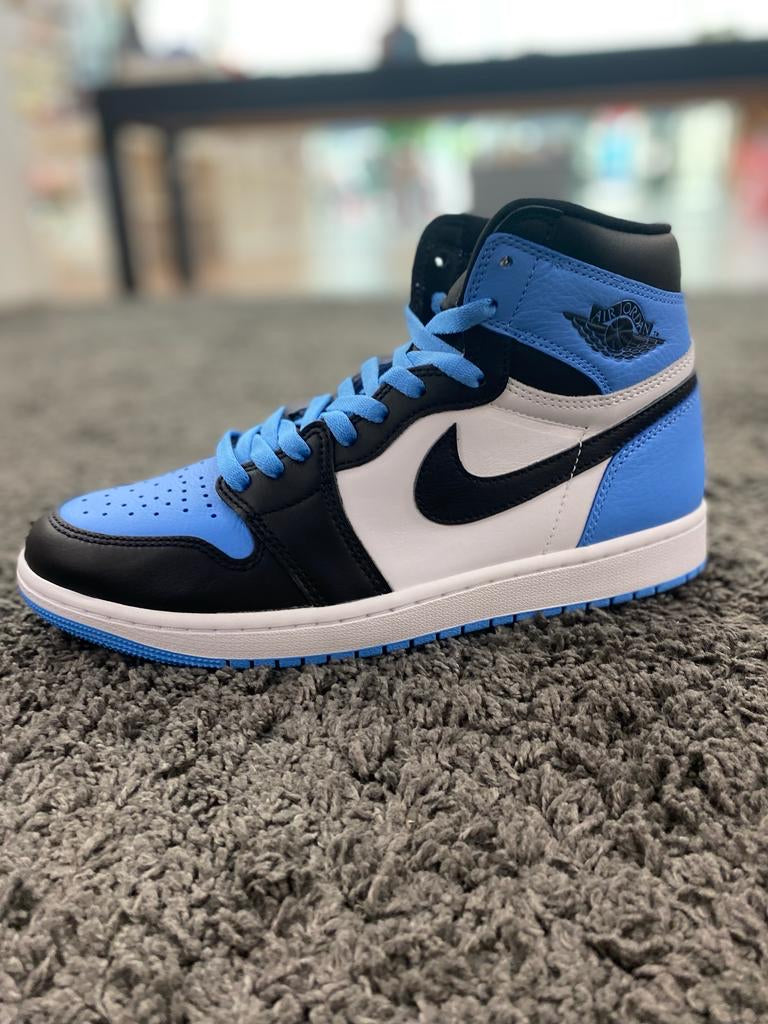 Air Jordan 1 UNC Toe