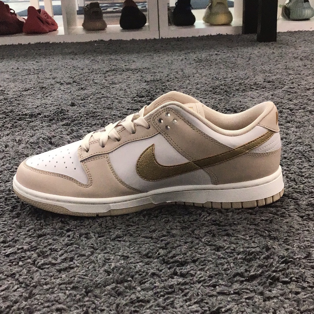 Nike Dunk Low ESS TREND Womens