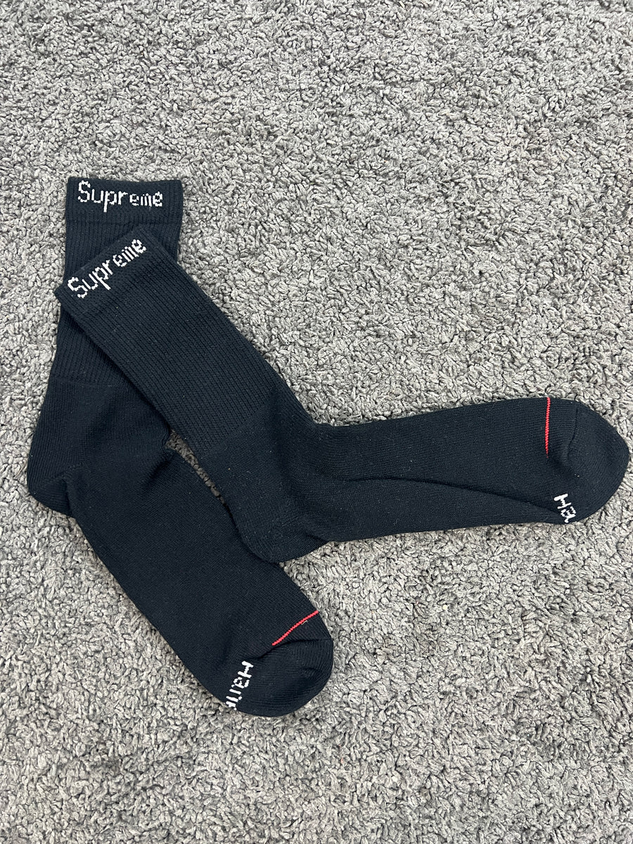 Supreme hanes clearance socks black