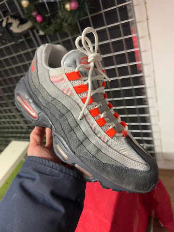 Pre Loved Nike Air Max 95 team orange