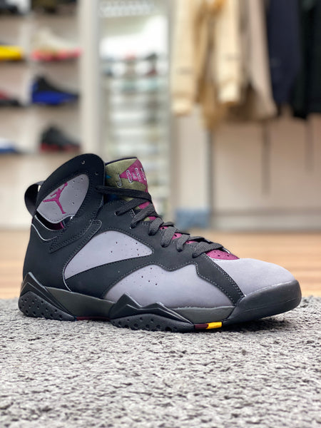 Air Jordan 7 shops Bordeaux sz 11 used