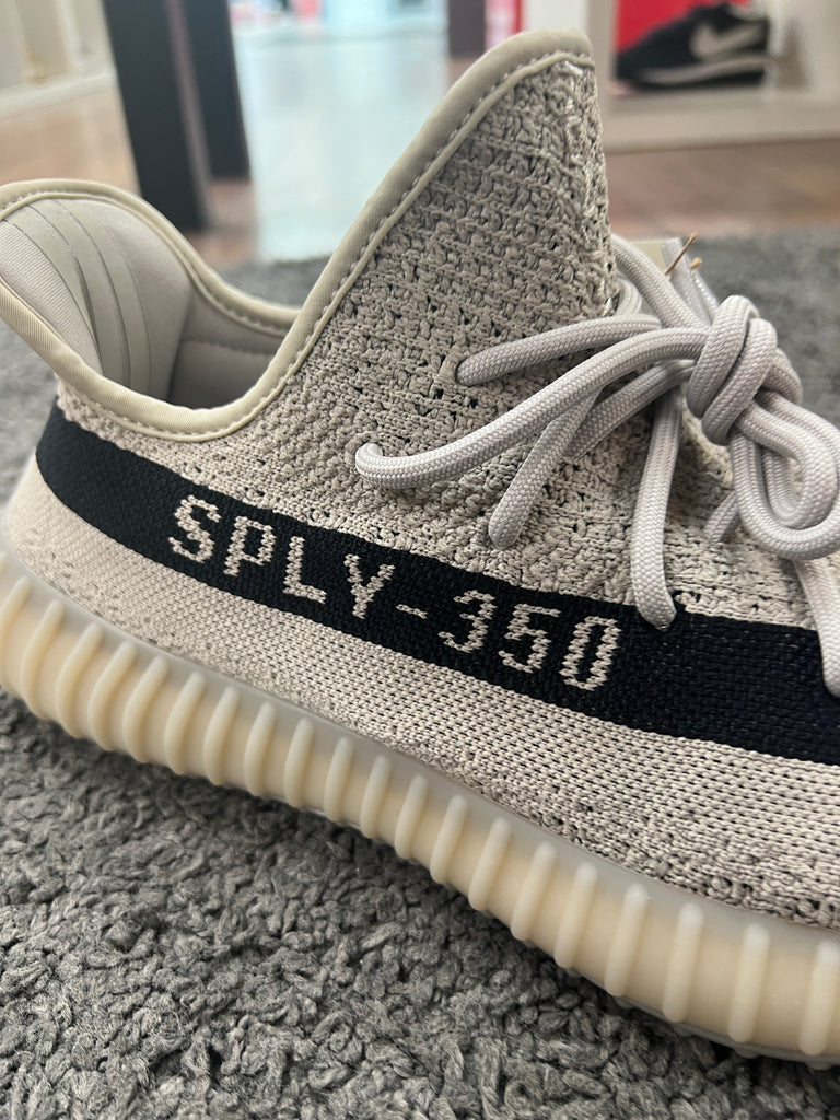 Yeezy 350 hot sale v2 silver