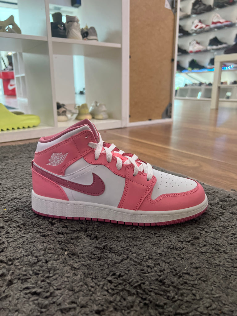 Air Jordan 1 Mid GS Valentines Day DQ8423-616